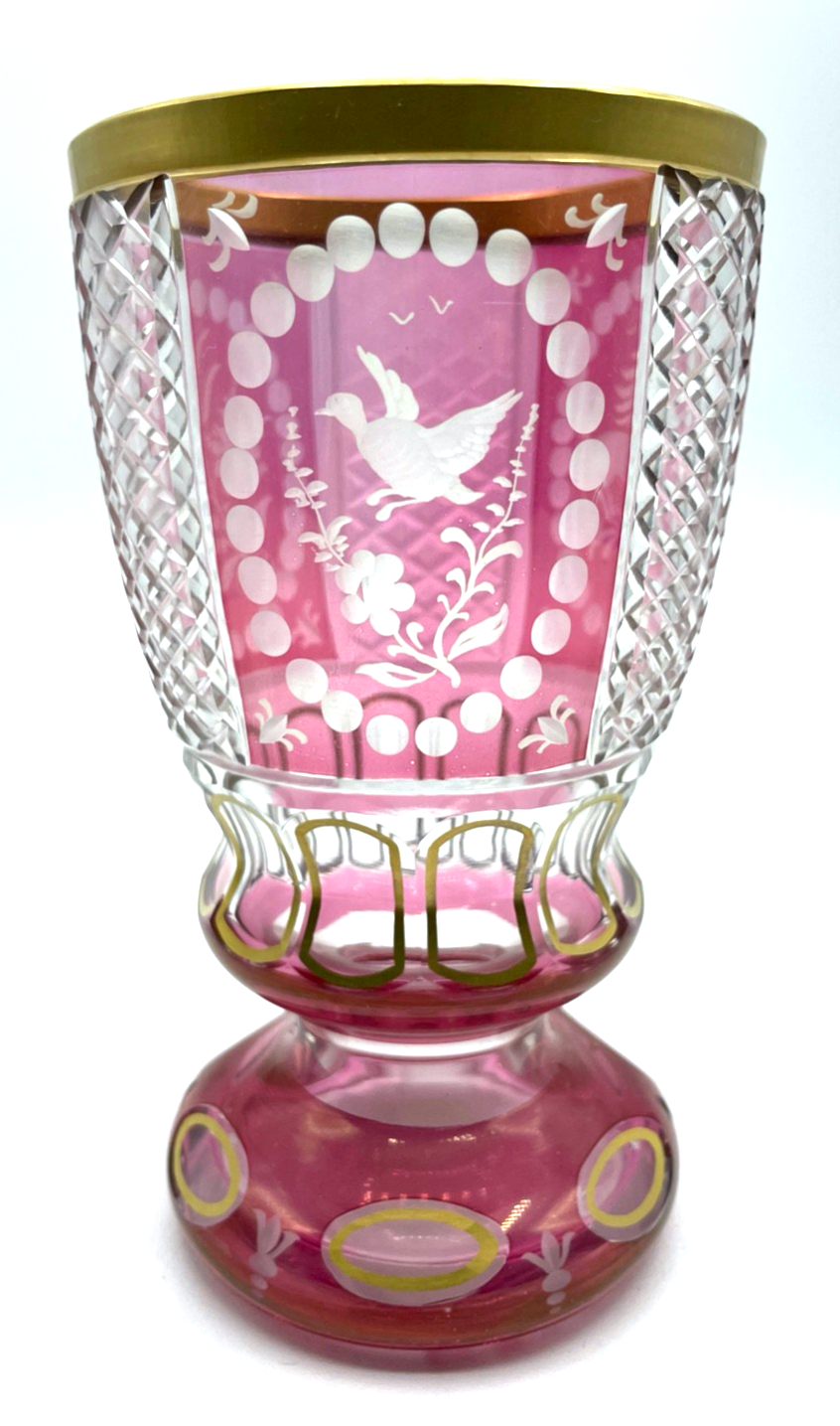 Vintage Pokal Überfang Glas Becher Ranftbecher geätzte Motive Gold Dekor1