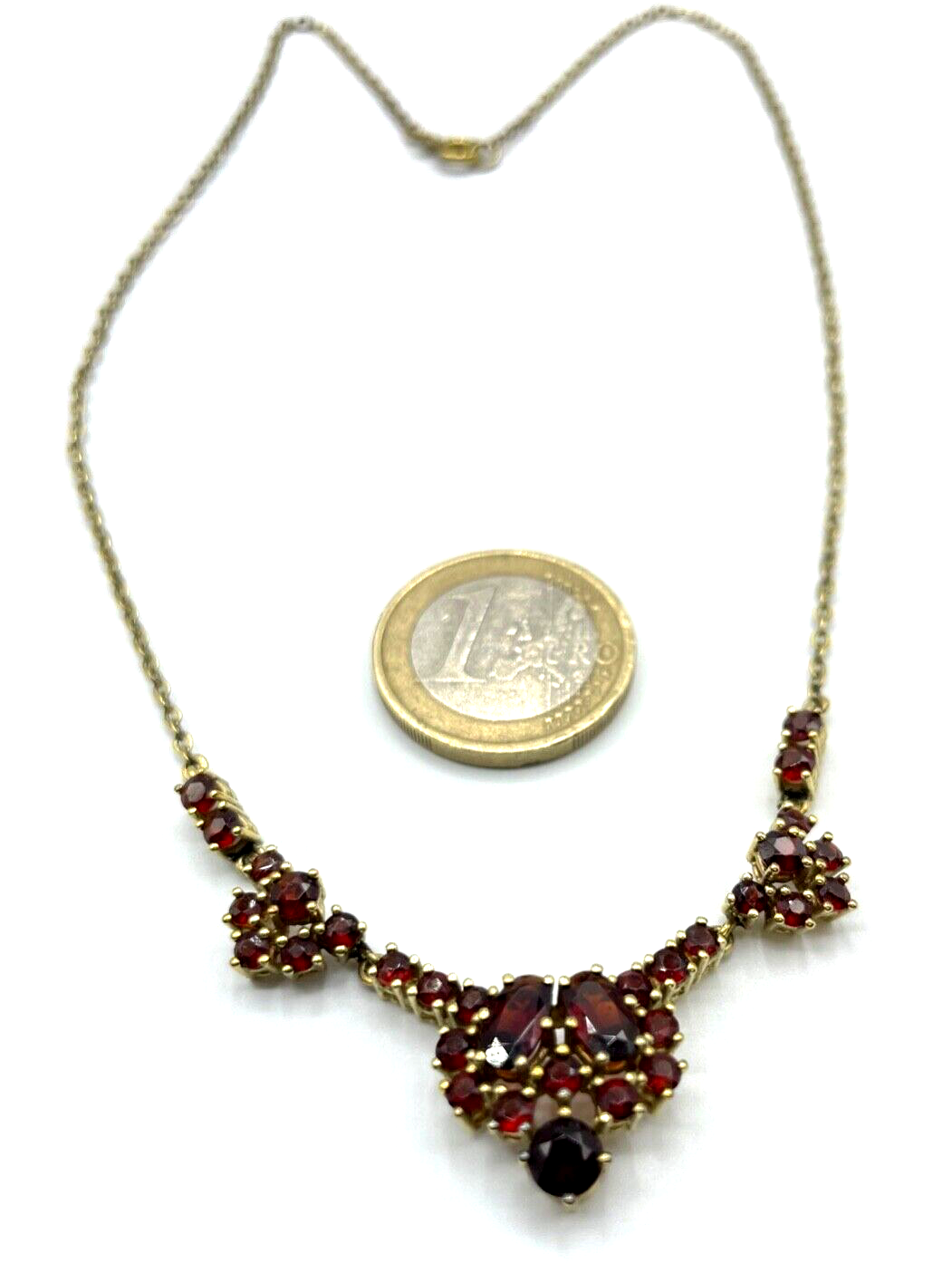 333 Gold 8 K Halskette Collier mit Granat Juwelier apart zeitlos Granatkette1