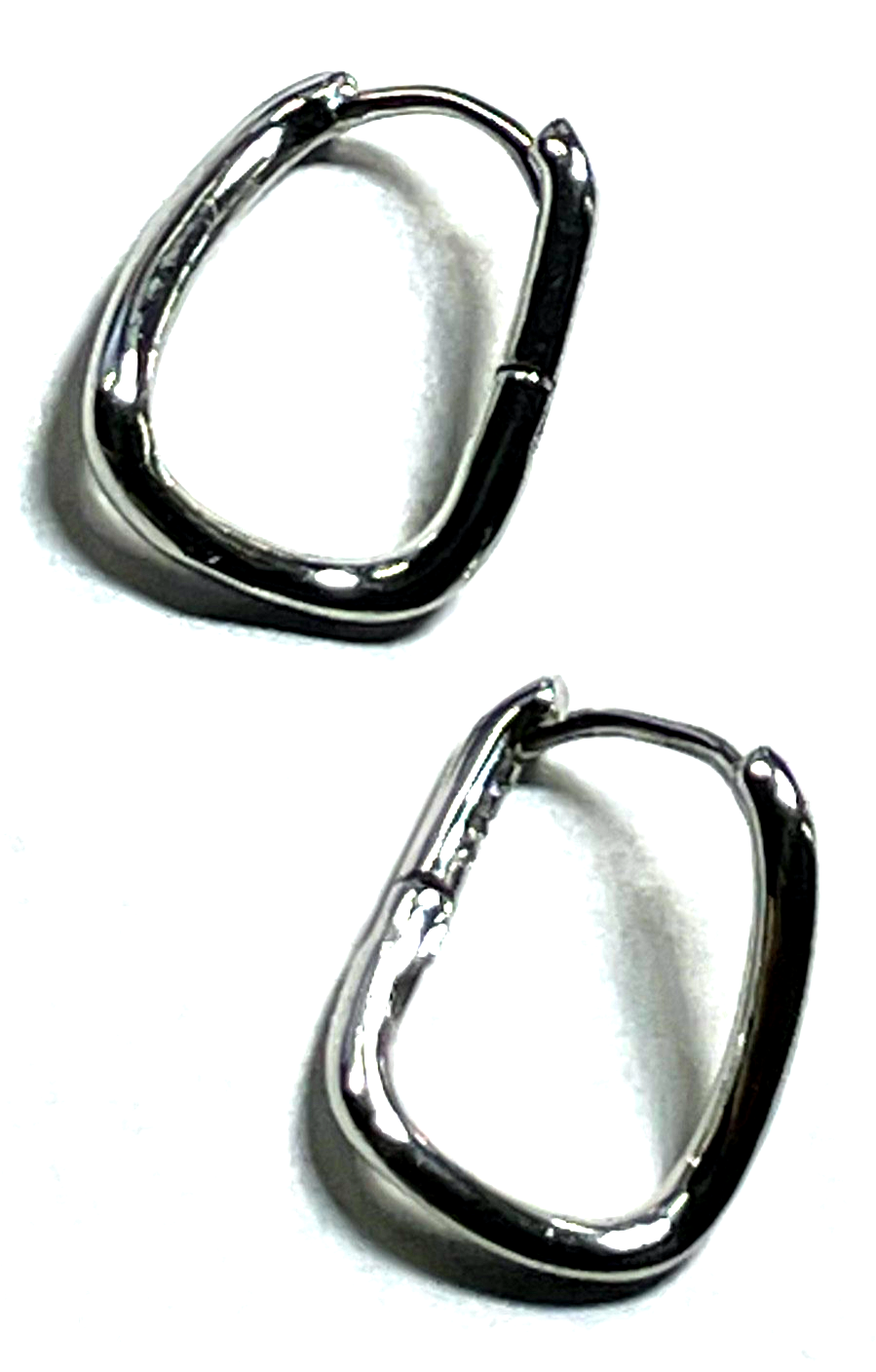 925 Silber  ungewöhnliche Creolen Klappcreolen L 19  mm B 14 mm sehr gepflegt5
