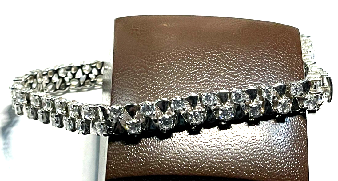 Tennisarmband neuw. 925 Sterling Silber Armband 68 Zirkonia L 22 cm B 7 mm T3 mm3