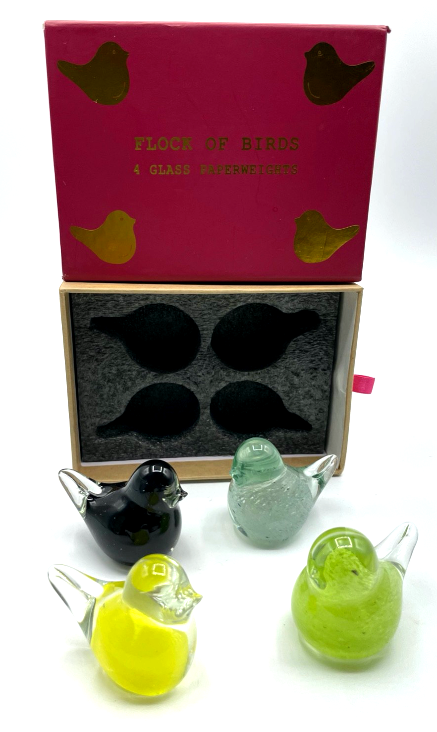 Schwarm Vögel 4 farbige Glas Paperweight Vogel Form orig. Geschenkbox unbenutzt0