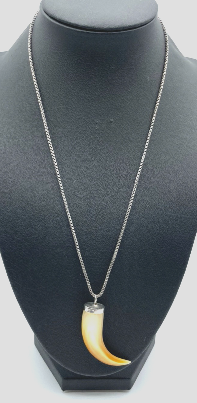 Unisex vintage gr. mega schöner Perlmutt Zahn an Silber 46,5 cm Venezianerkette1