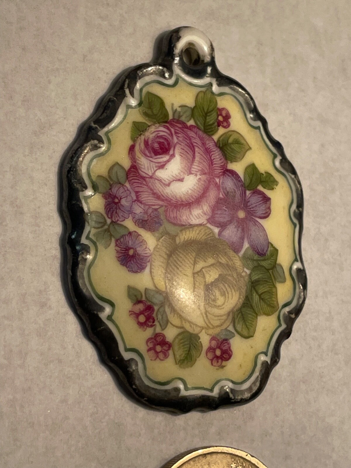 Antik Rosenthal Porzellan Anhänger Rosen Motiv Handmalerei 30er Jahre H 57 mm3