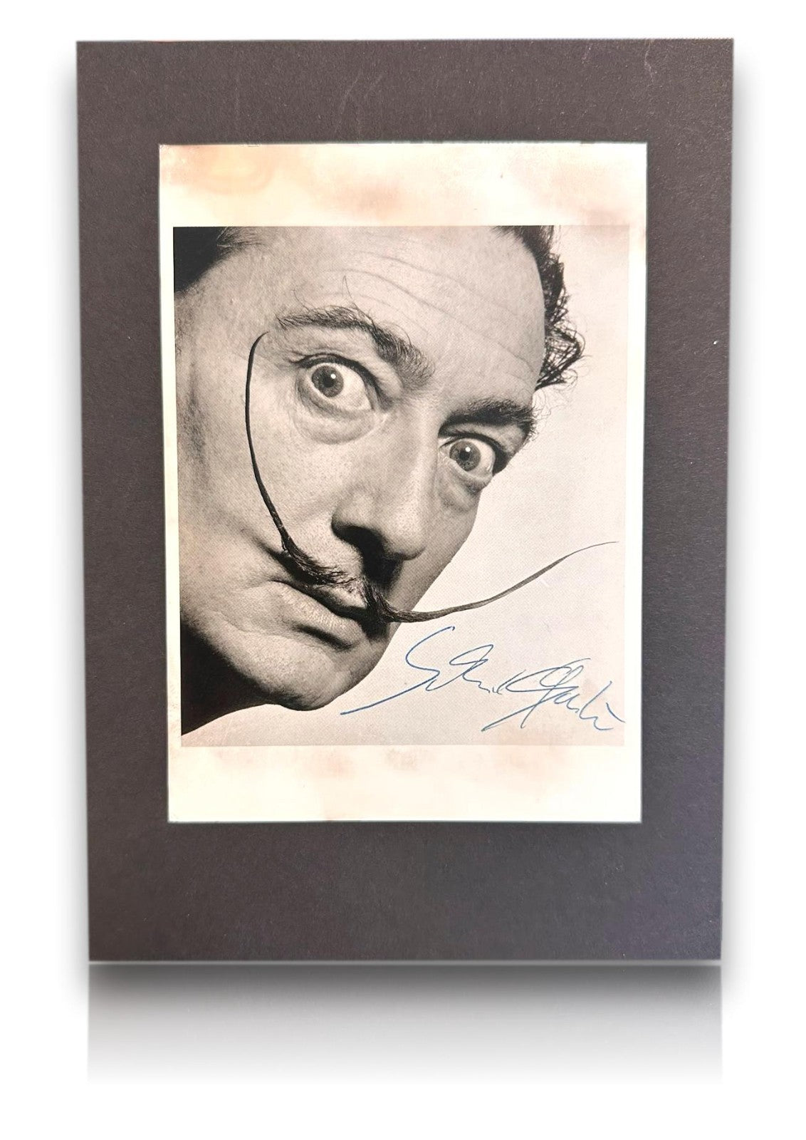 Salvador Dalí – signierte Fotografie - Autogramm mit Kugelschreiber0