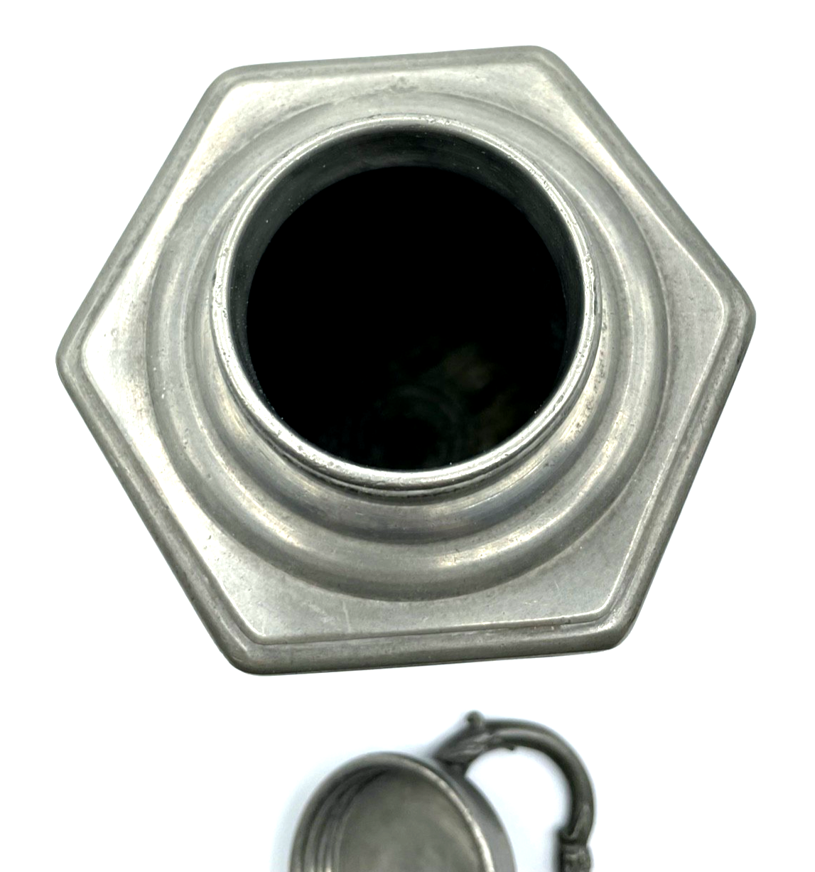 Alte große Zinn Feldflasche Prismenkanne Gravur HA 1825 dekorative Zinn Pitsche8