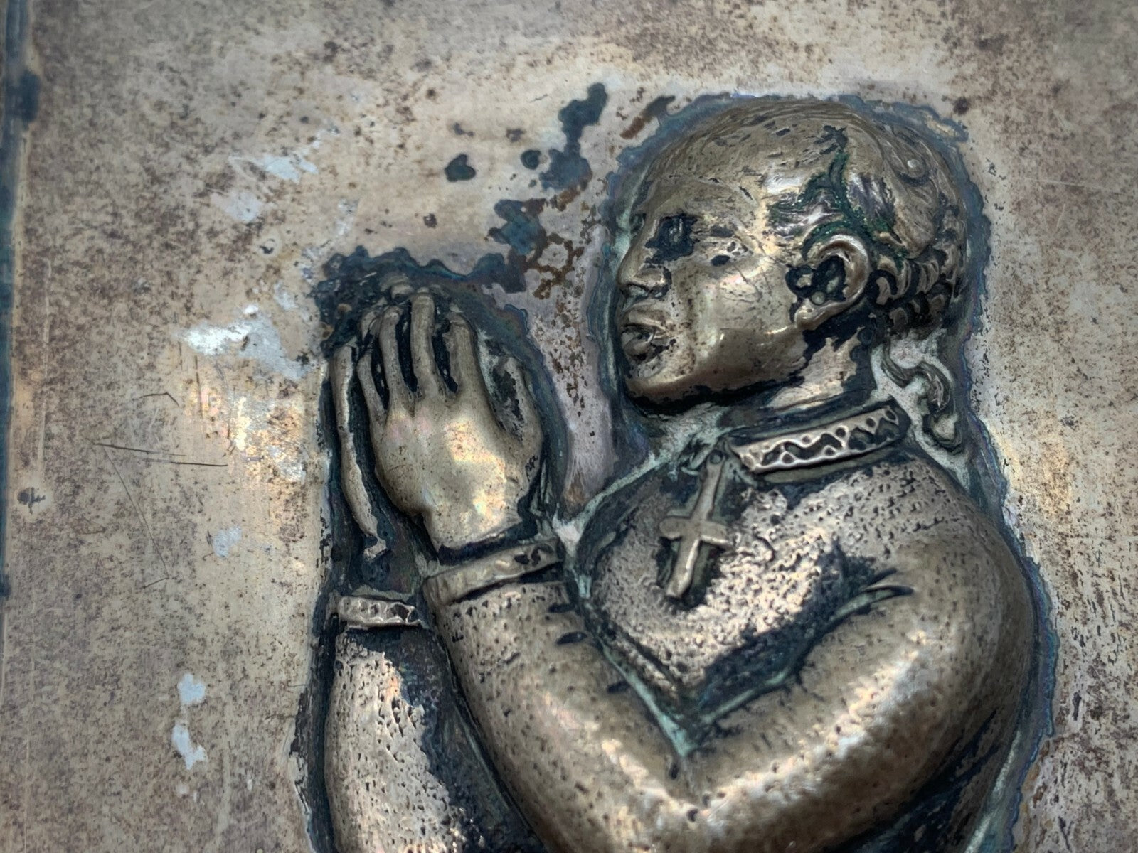 Relieftafel - Wandbild - Silber (säuregeprüft) - Frau kniend beten - punziert1