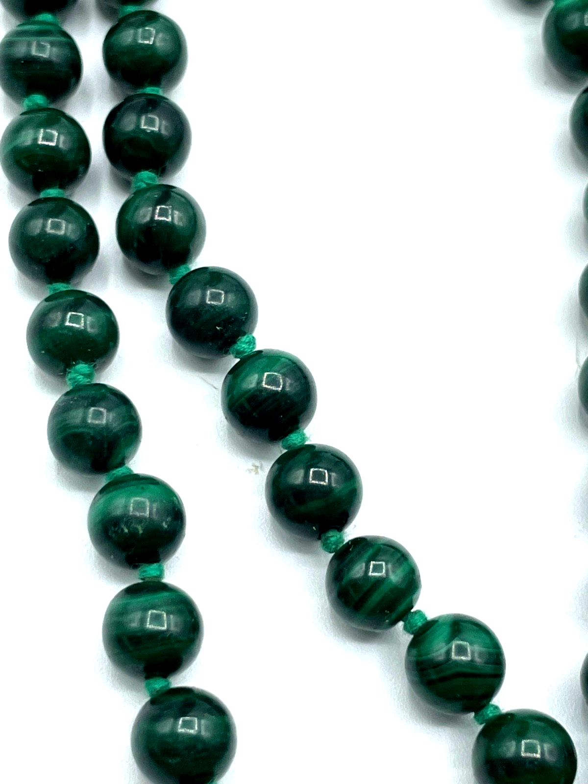 Sehr gepflegte Malachit Kugelkette Halskette einzeln geknotet L 62 cm Ø 7 mm4