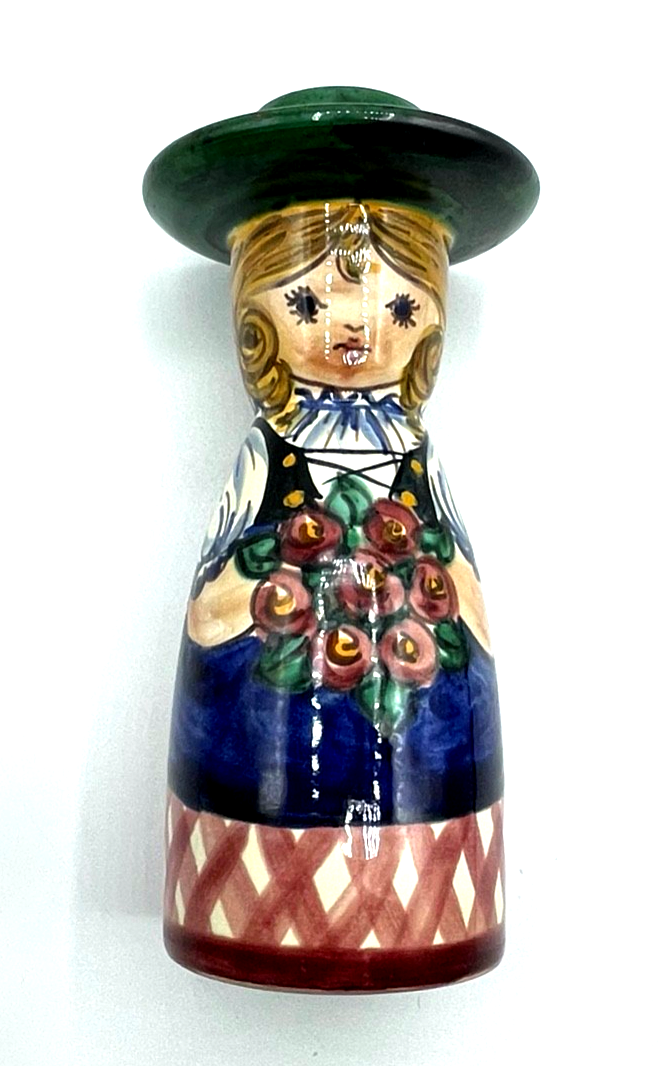 Vintage Art Pottery Kerzenhalter Leuchter Frau in Tracht Handbemalt H 21 cm7