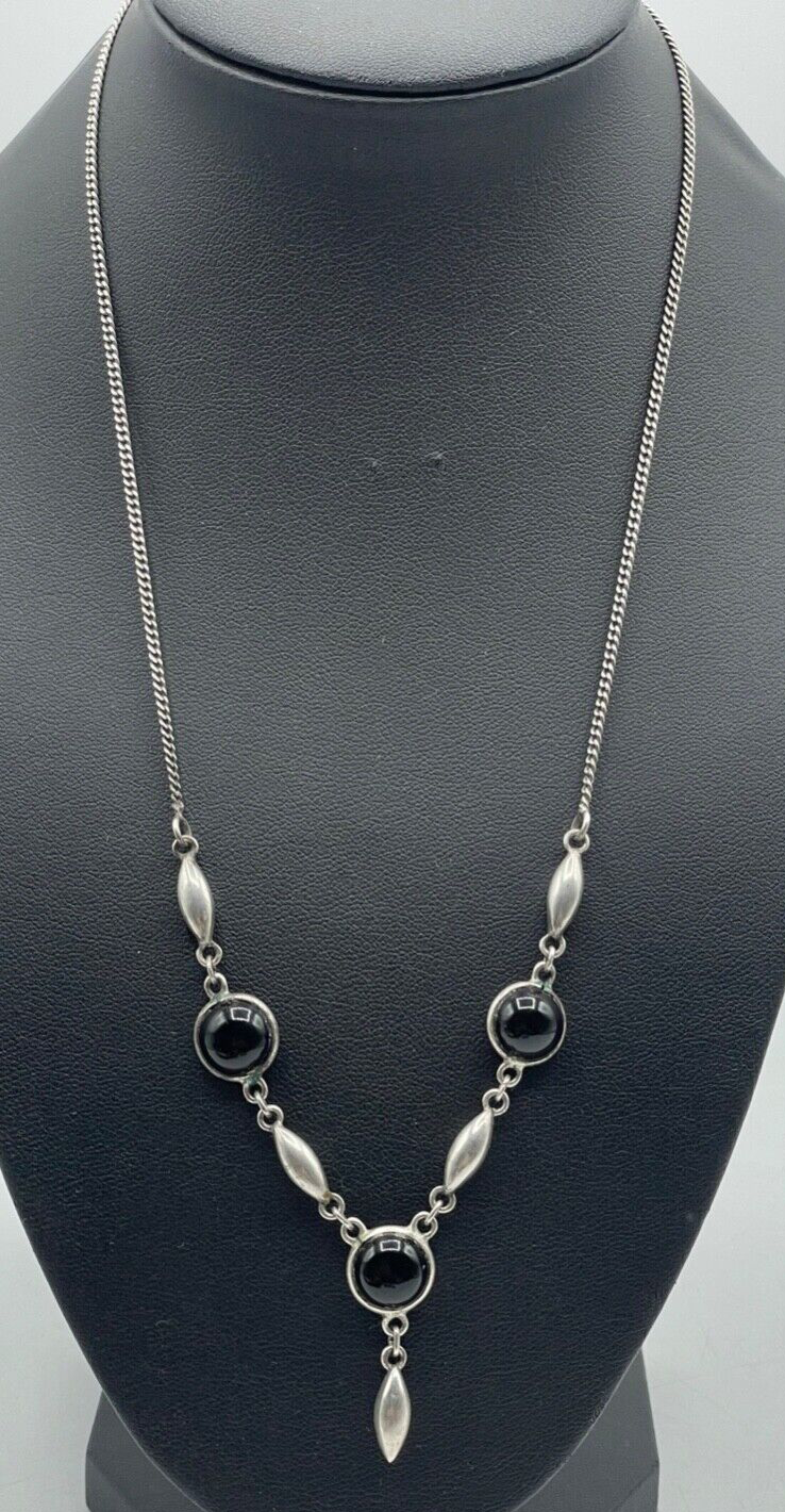 925 Sterling Silber Kette Collier mit 3x Onyx Cabochon Handarbeit sehr apart0