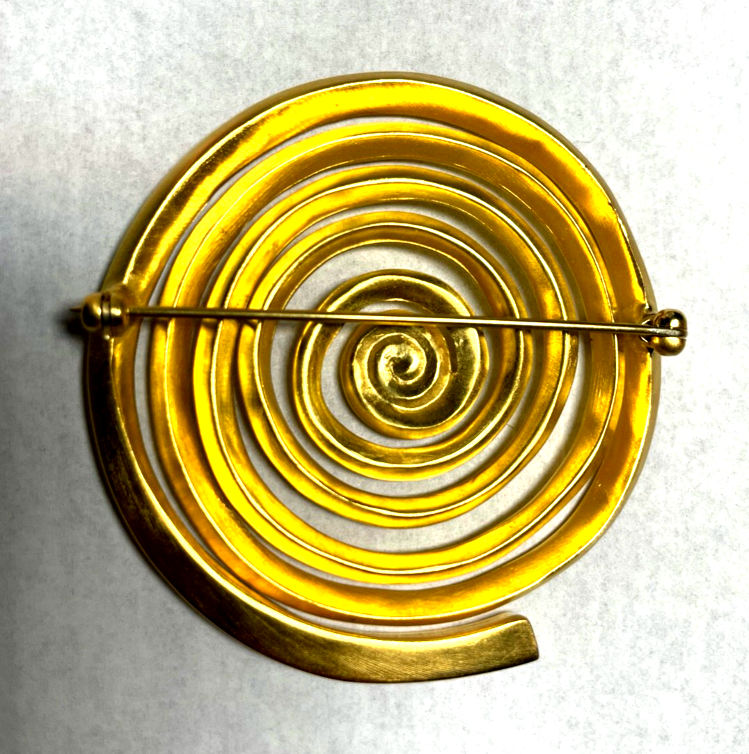 Große Replik imposante Spiralbrosche keltisch Unendlichkeit Brosche matt Gold8