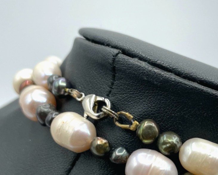 105 cm lange stattliche SWZ Perlenkette mehrfarbig B ca. 10 mm top gepflegt2