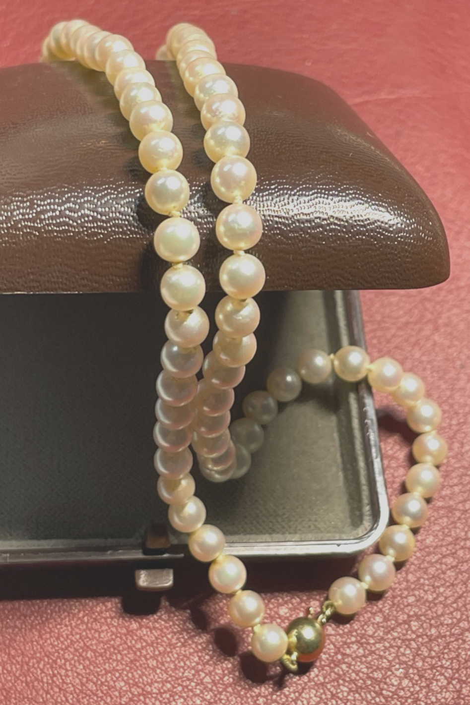 42,5 cm lang Akoya Perlen Kette Collier 585 Gold Kugel Schliesse top gepflegt0