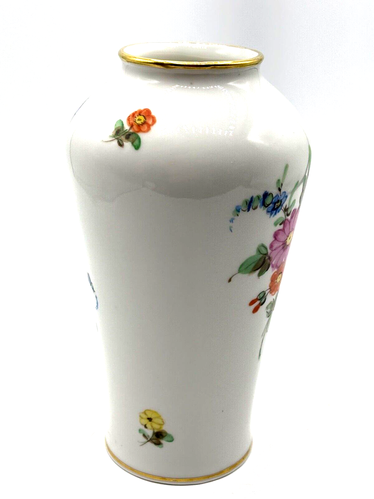 Seltene alte formschöne Ludwigsburger Porzellan Vase handbemalt H 18 cm um 19003