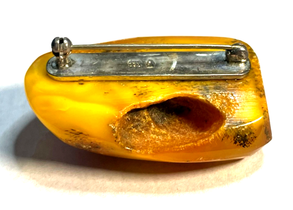 Antik Natur Bernstein Findling als Brosche Butterscotch Juwelierpunze Silber 92510