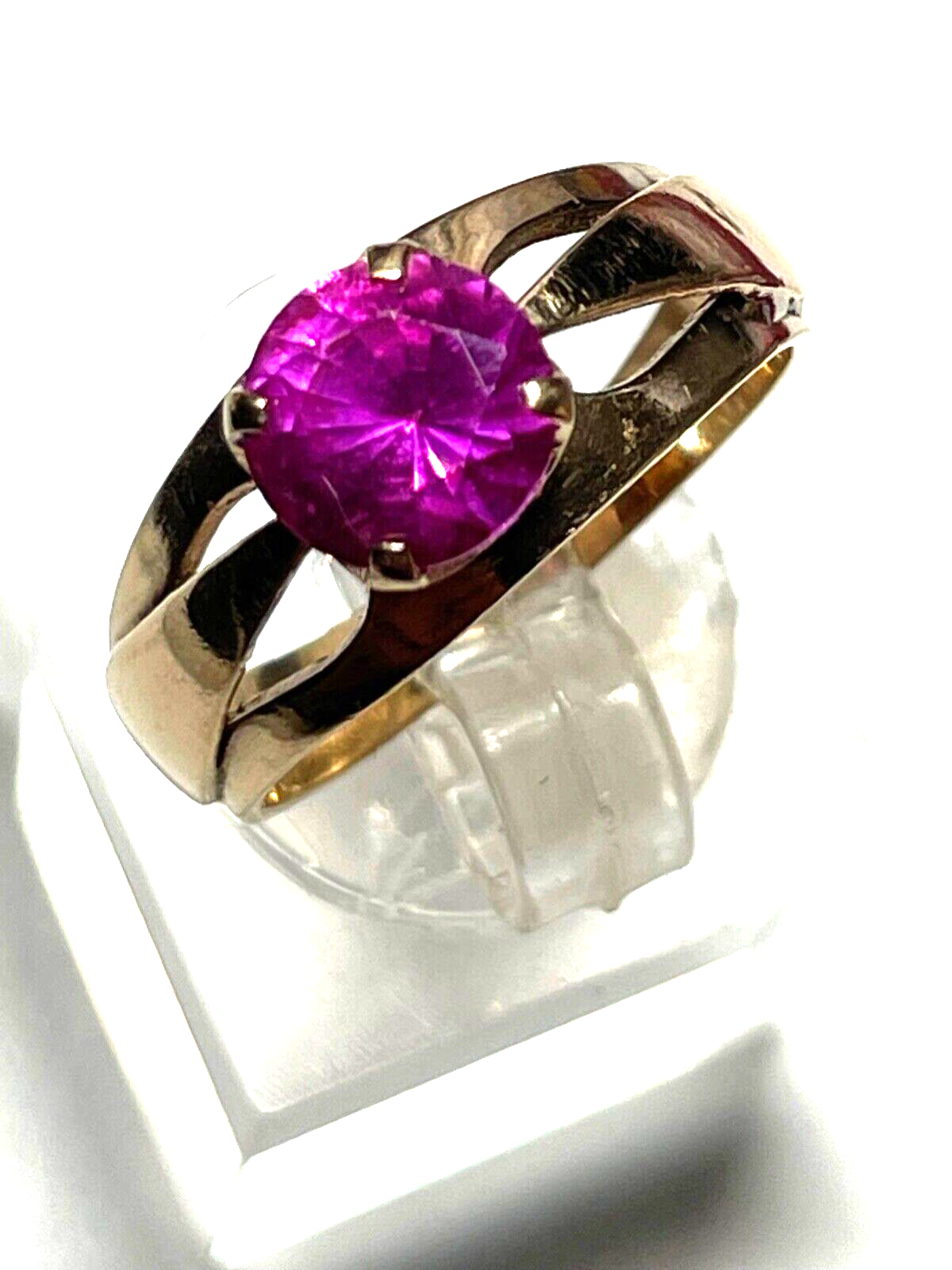 Solider vintage 585 Gold 14 K Ring Rotgold roter russischer Spinell Ø 17mm RG 535