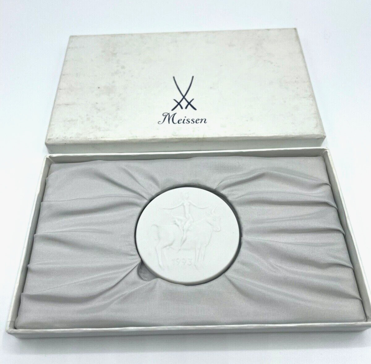 Meissen Porzellan Medaille Plakette Europa auf dem Stier 1993 Ø 5 cm im Karton0