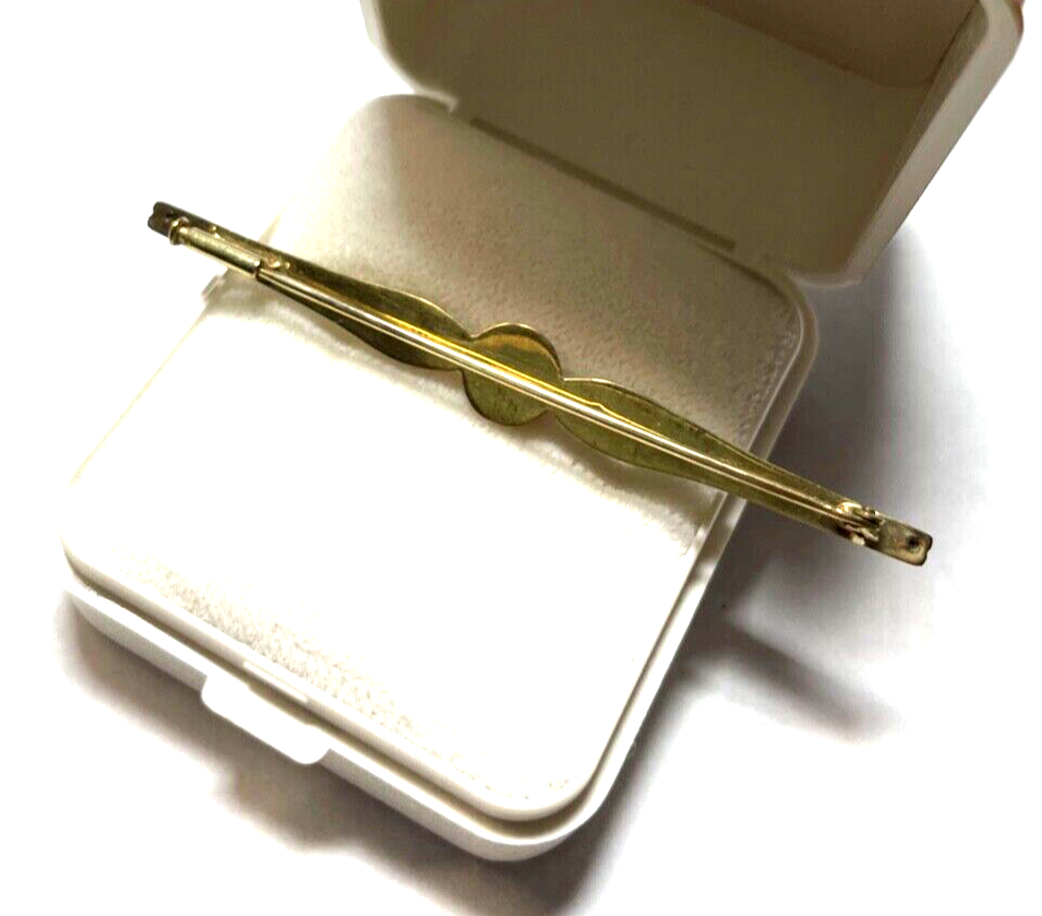 Klassische Stabbrosche Anstecknadel 333 Gold 8 K GG mit Koralle Button gepflegt3