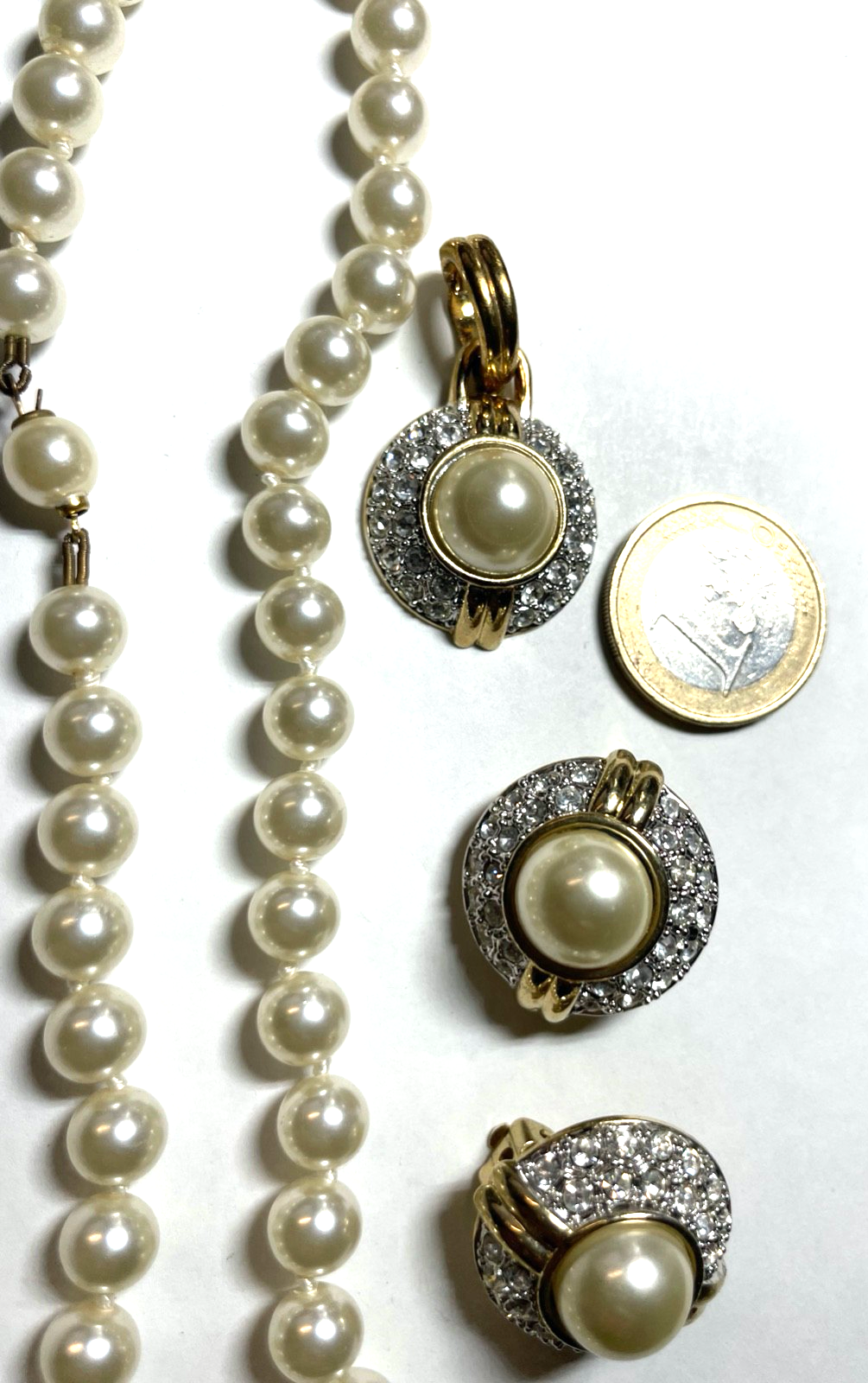 Eleganter Modeschmuck Set Halskette + Clips faux Perlen + Swarovski Clip gepfl.7