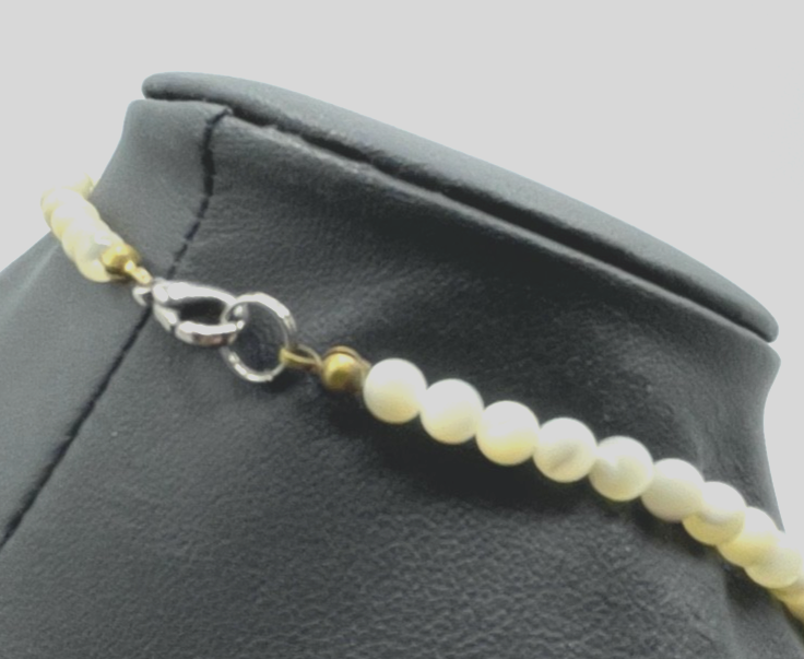 Vintage 45 cm lange Perlmutt Kugelkette im Verlauf sehr elegant gepflegt2