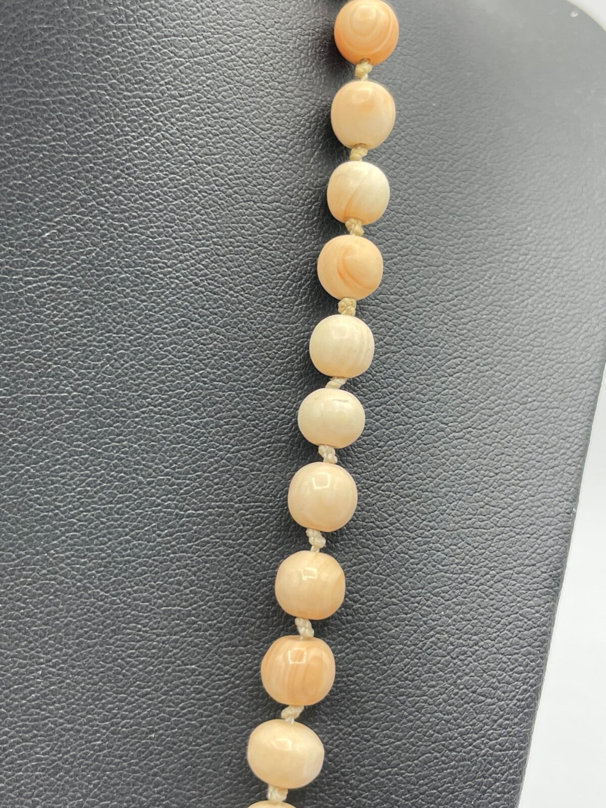 45860465