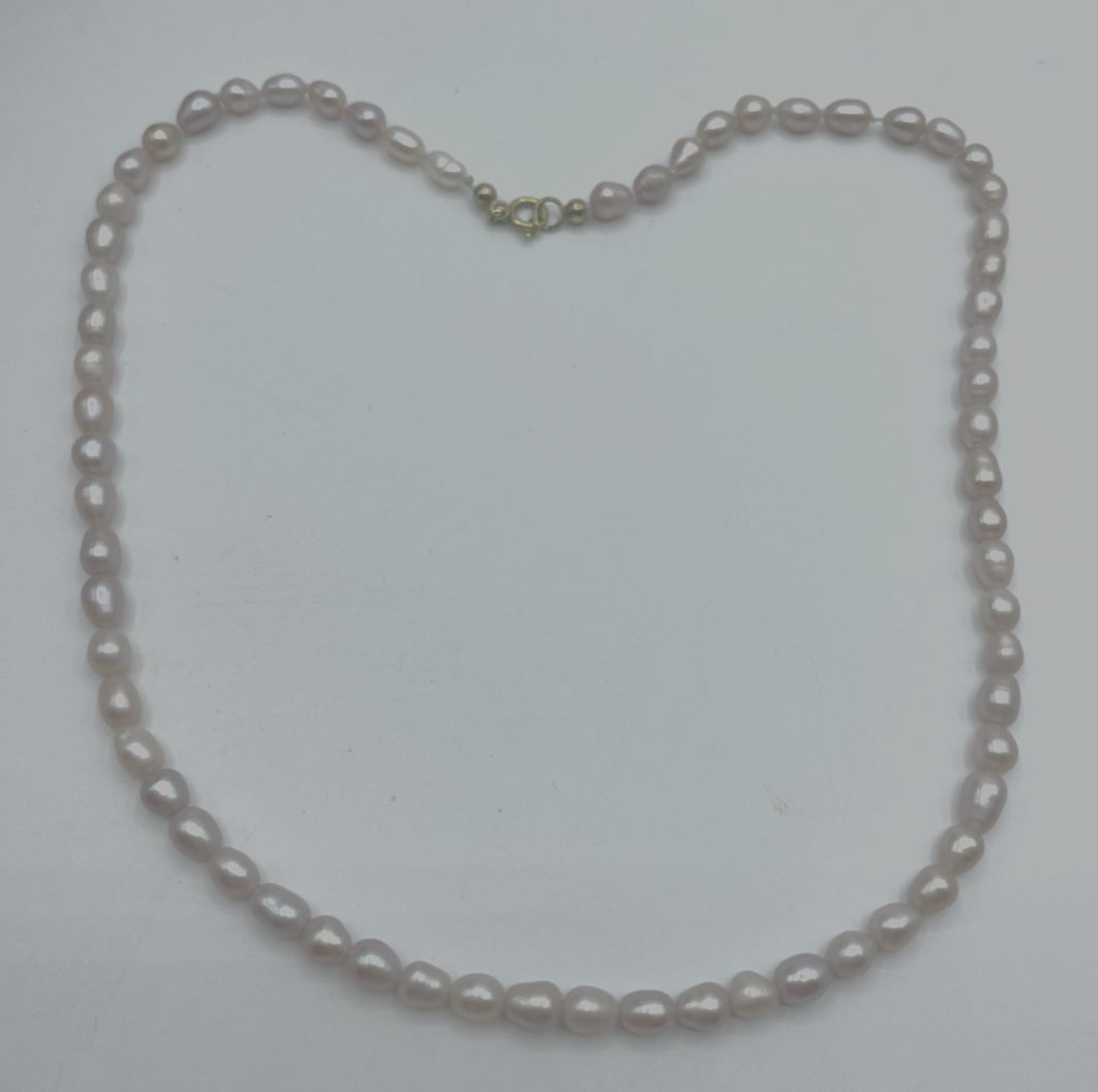 Zart Pastell Rosa SWZ Perlenkette 333 Gold Schliesse Juwelier 45 cm B 5 mm gepfl1