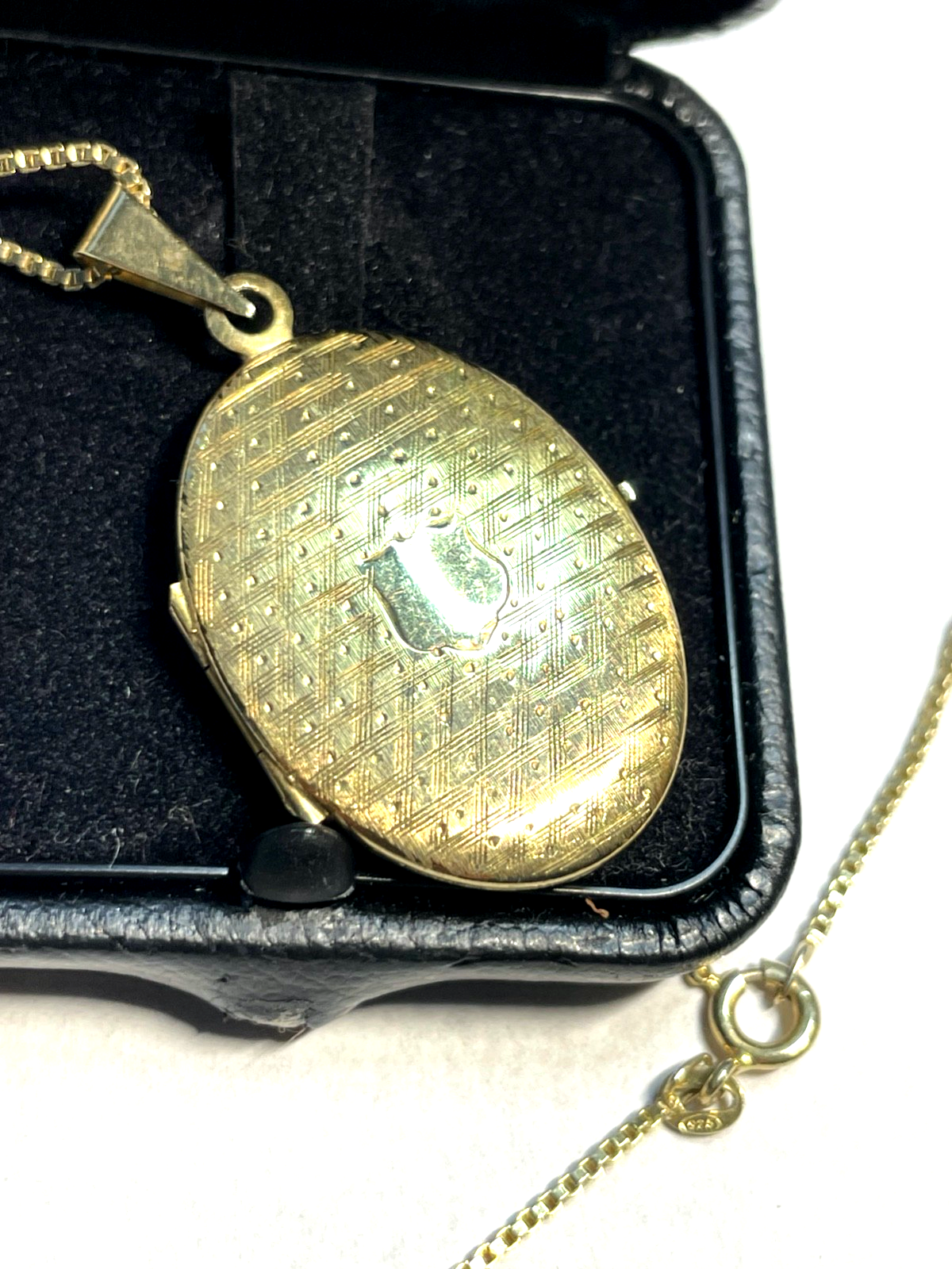 Vintage 925 Silber vergoldet Medaillon an 60 cm Venezianer Kette top gepflegt0