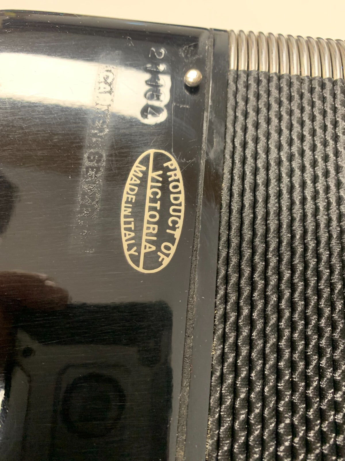 Profi Victoria Accordion 120 Bass - 11 x Diskantregister - 4 x Bassregister12