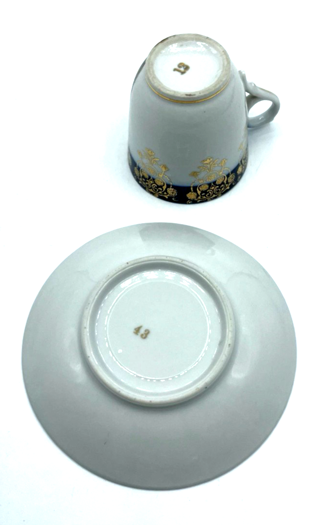 Antik Sammeltasse im Angelica Kauffmann Stil um 1910/20 mit Kobalt + Golddekor4