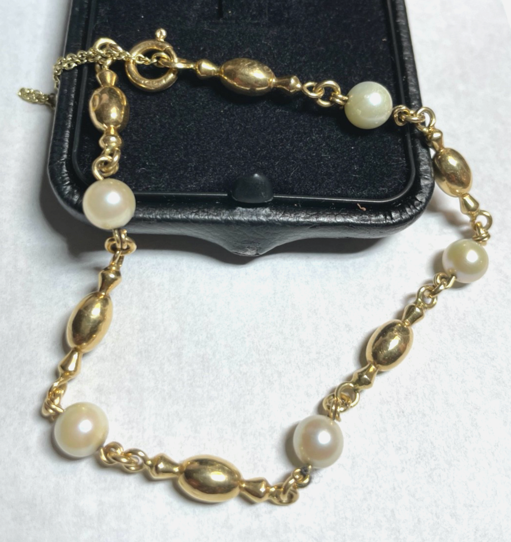 Solides 750 Gold 18 K Gold apartes Armband mit Akoya Perlen Juwelier L 21,5 cm2
