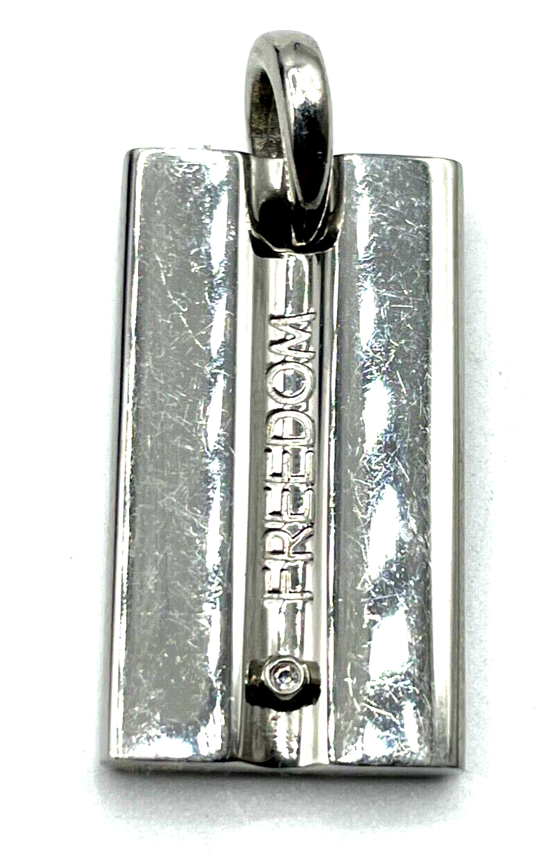 Inori Edelstahl Anhänger Freedom mit kl. Brilli Diamant unisex L 37 mm B 17 mm0