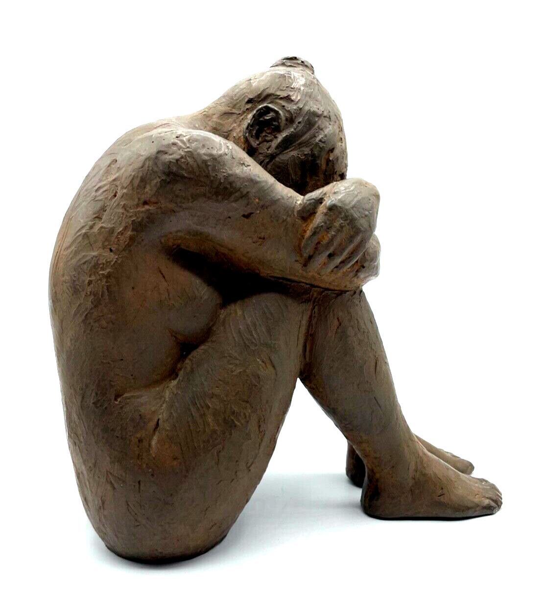 M. Duque femme nu Bronze Akt Figur einer in sich zusammengekauerten Frau 200611