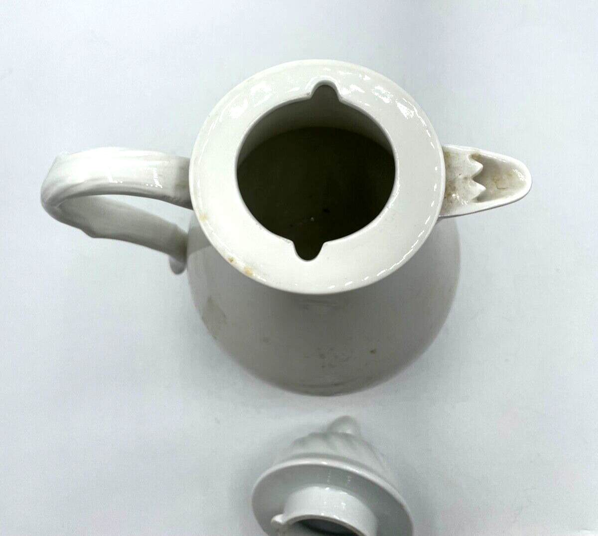 Attraktive alte Meissen Porzellan Kaffeekanne weiß 3 Striche Schwertermarke5