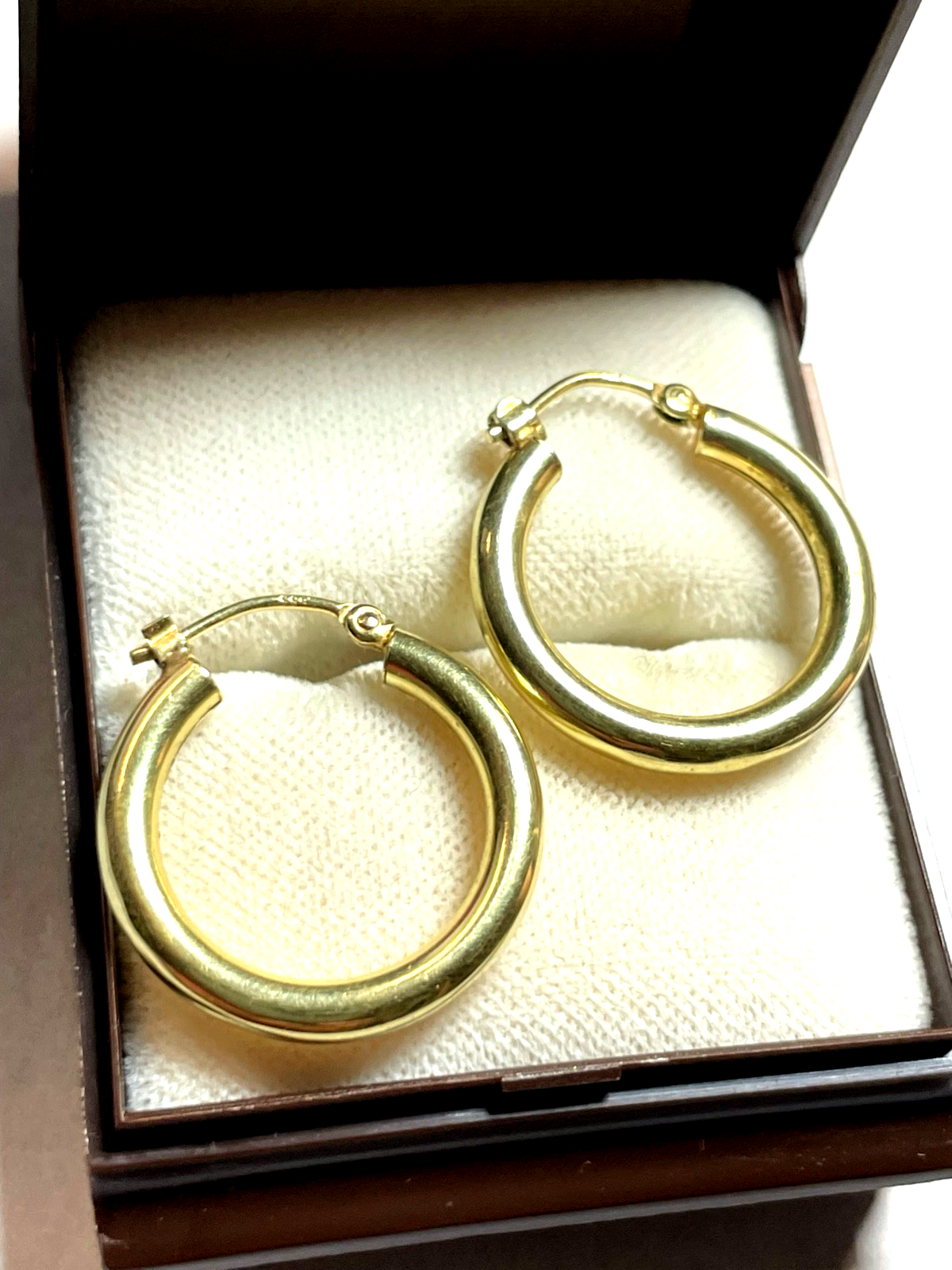 Klassisch 585 Gold 14 K Creolen Ohrringe Ø 22 mm B 3 mm Juwelier sehr gepflegt0