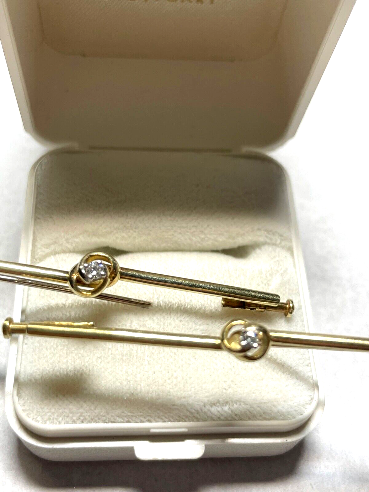 2x 585 Gold 14 K Gelbgold Brosche Nadel Stabbrosche je mit Brillant Juwelier1