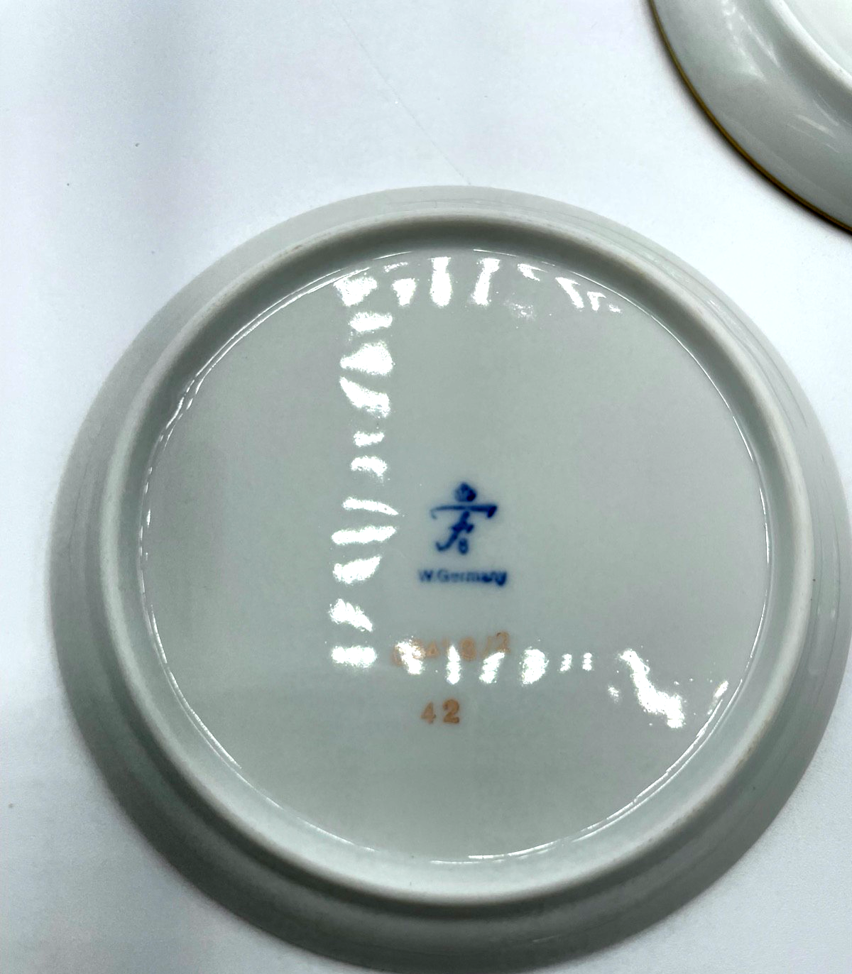 5 vintage Fürstenberg Porzellan Untersetzer Scherenschnitt Golddekor wie neu Ø108