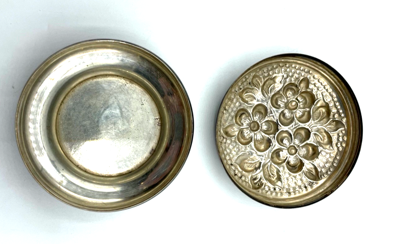 Antik 900 Silber Dose Deckeldose floral Dekor halbplastisch Ø ca. 75 mm 47,12 Gr4