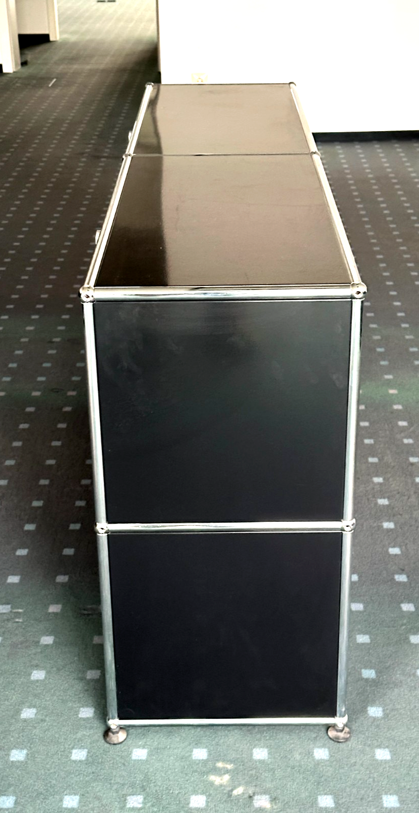 USM Haller - Sideboard 150cm - graphitschwarz - 4 Klapptüren abschließbar chrom5