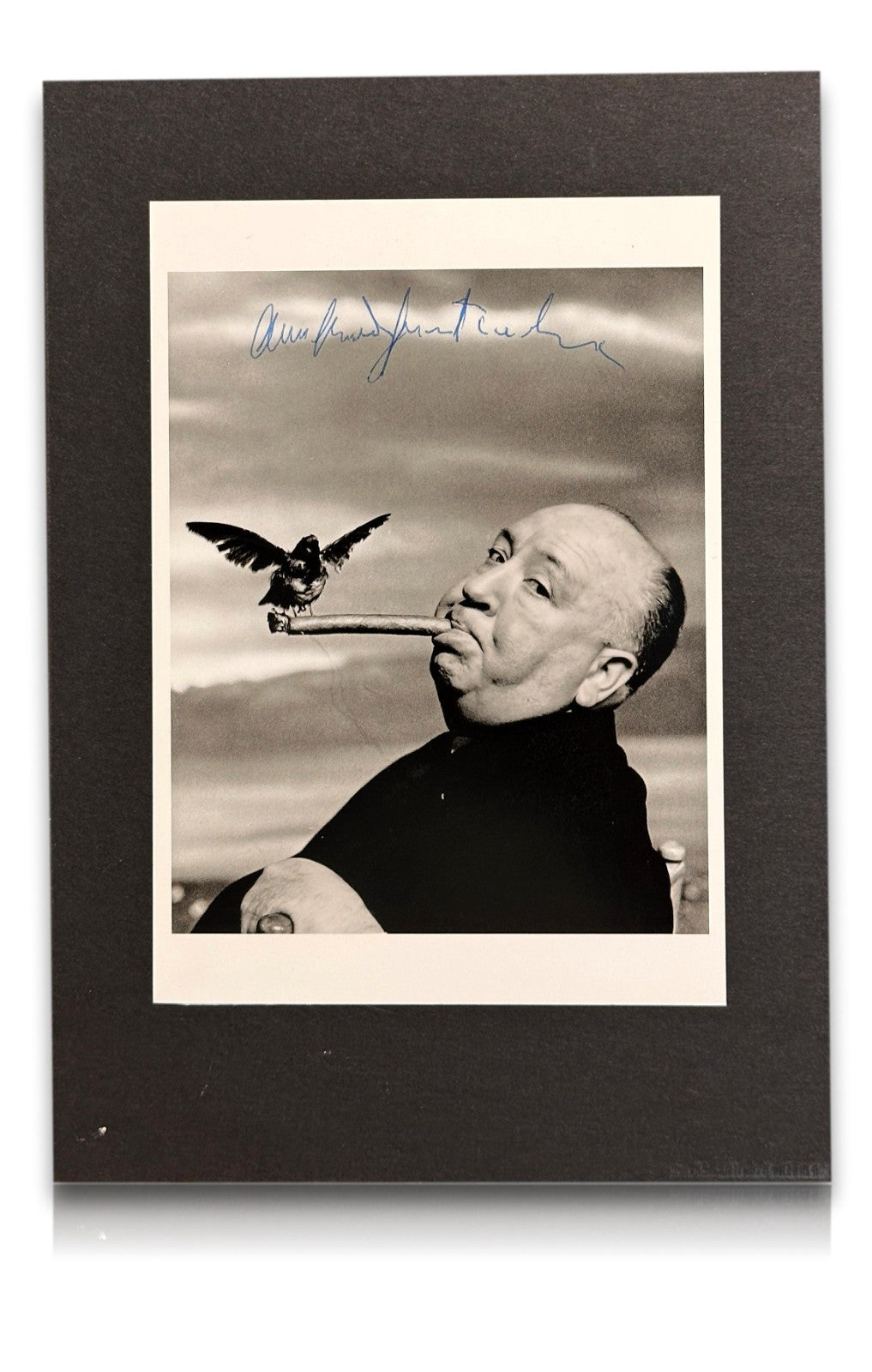 Original signierte Fotografie von Alfred Hitchcock – „The Birds“ / Die Vögel0