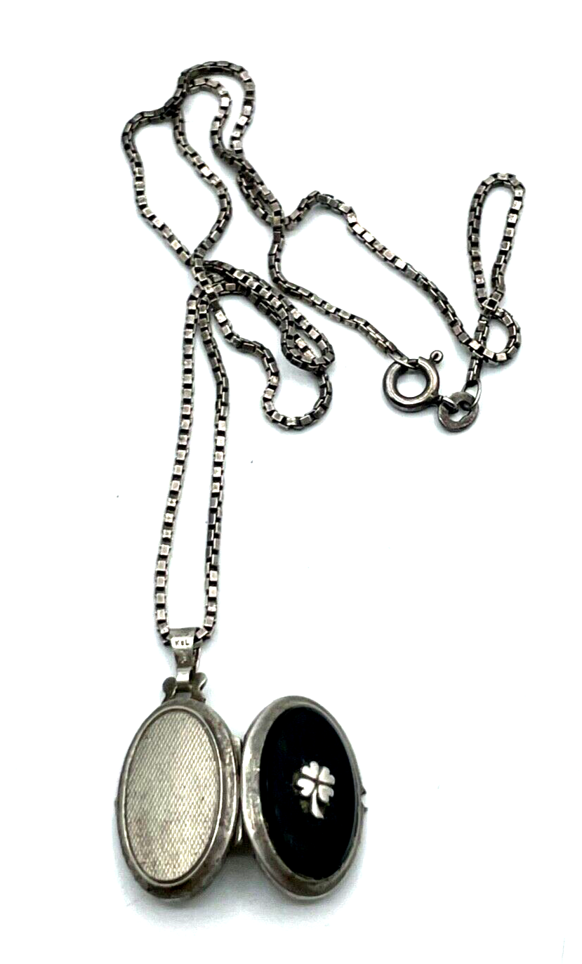Antik kleines K&L Silber Medaillon Anhänger Onyx Kleeblatt Sterling Silberkette5