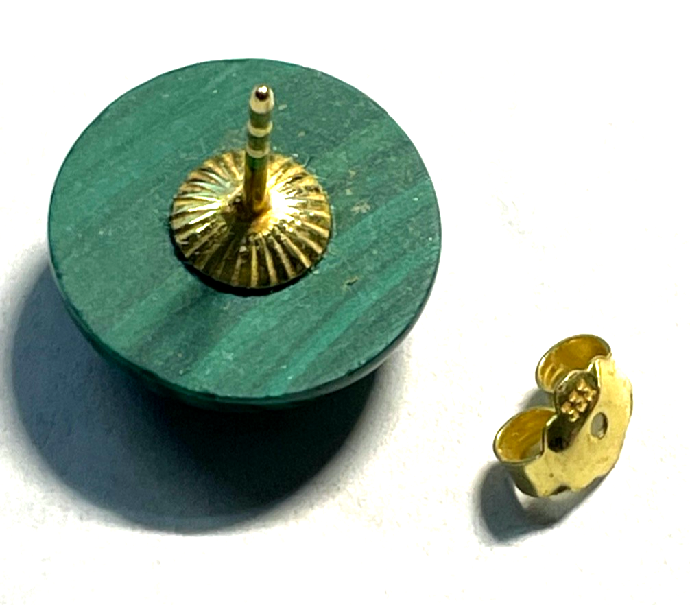 Sehr gepflegte 333 Gold 8 K Malachit Cabochon Ohrstecker Ø 15 mm Buttons3