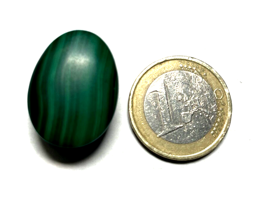 Wunderschöner polierter Anhänger Malachit Cabochon unisex5