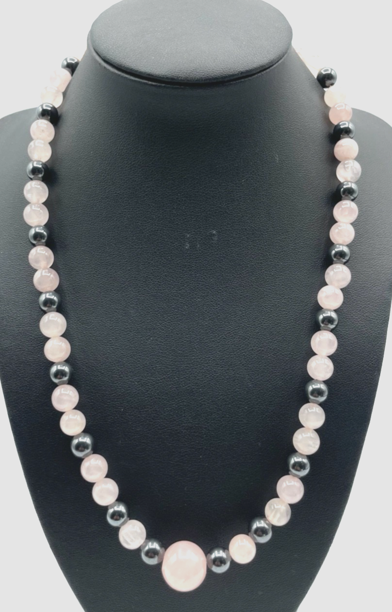 Vintage Rosenquarz + Hämatit Perlen im Mix Halskette L 50 cm sehr gepflegt0