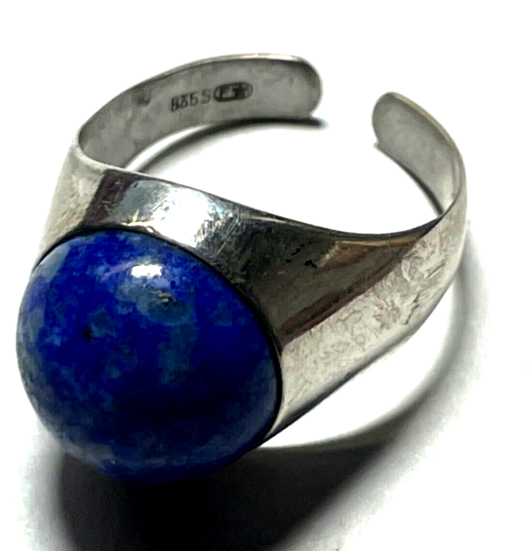 70erJ 835 Silber Ring Lapislazuli Kugel offene Ringschiene vintage Handarbeit1