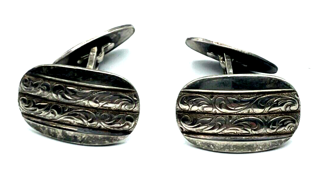Antik Manschettenknöpfe attraktive Gravur klassisch elegant sehr gepflegt unisex0
