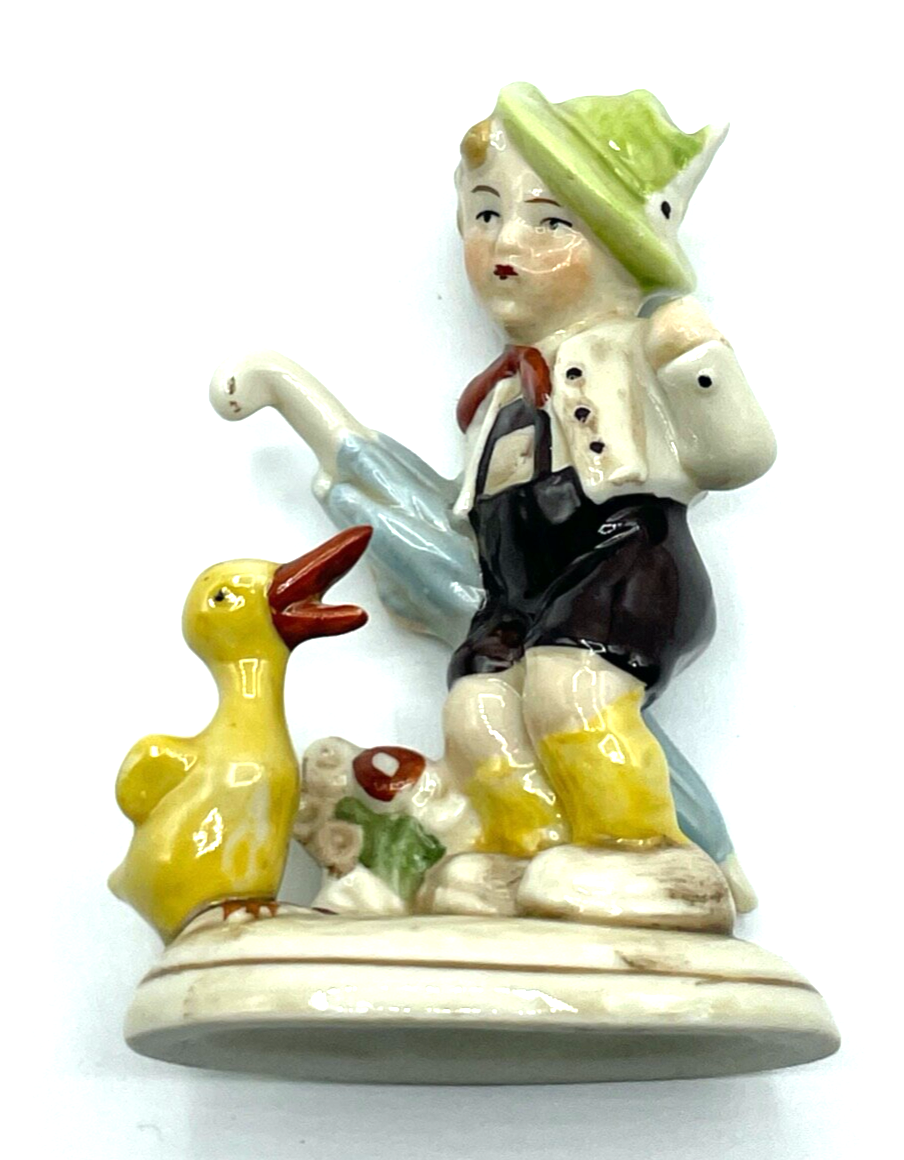 Foreign 20er J Nippes Figur Porzellan Junge Bub mit Ente Handbemalt H 10 cm7