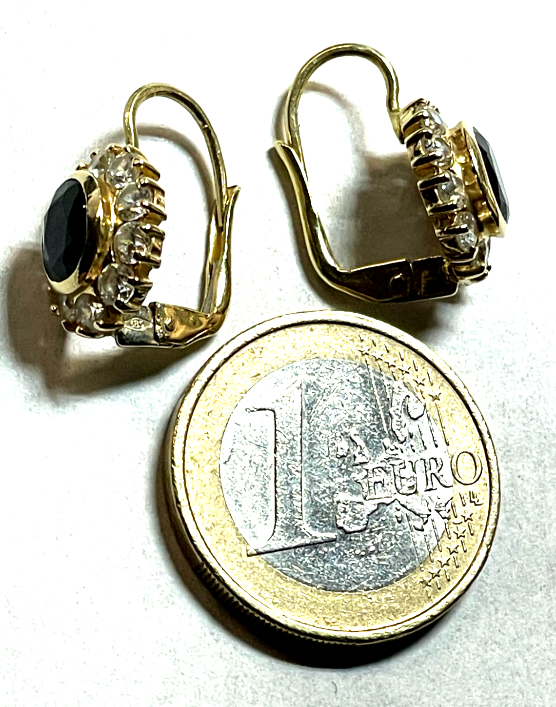 14 K 585 Gold prächtige Ohrhänger Saphir synth. + Weißtopas7