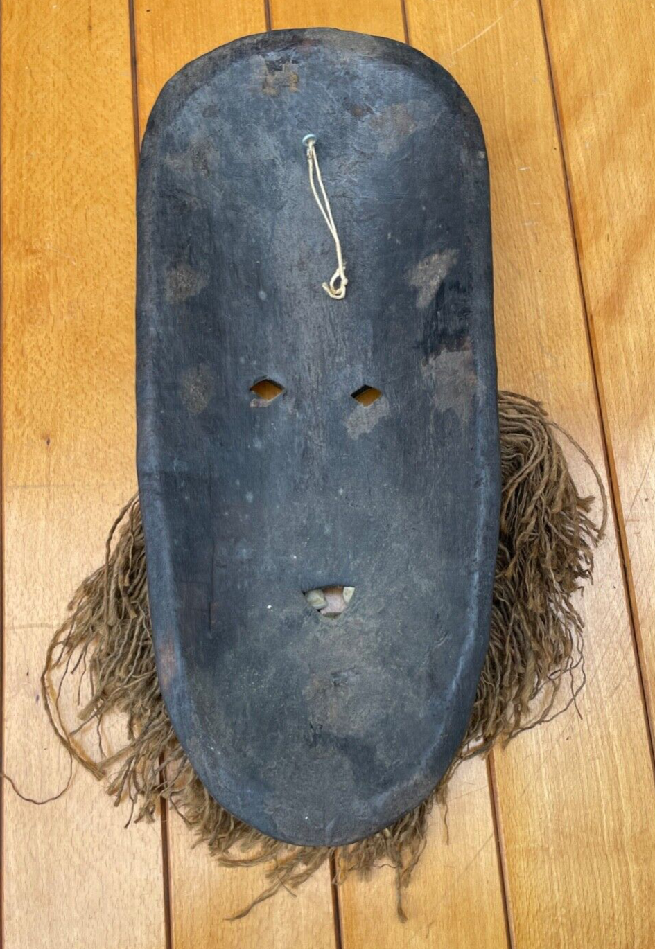 Alte Maske gr Afrika Wandmaske Handarbeit afrikanische Holzmaske Larve H 46,5 cm6
