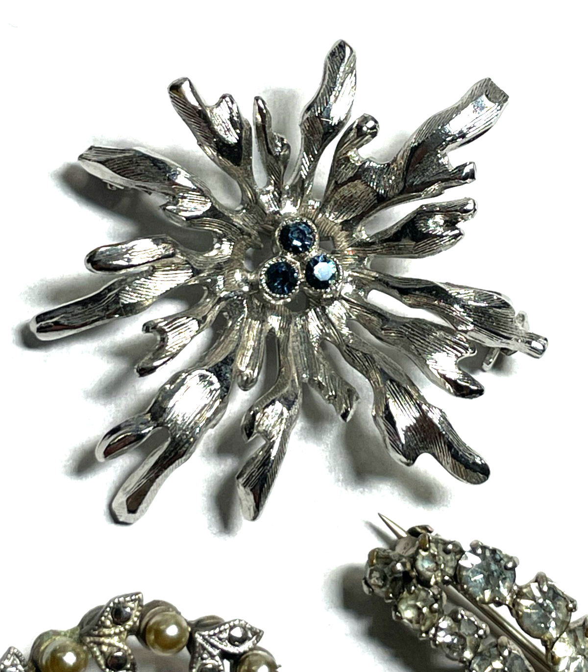 5 x vintage Brosche Anstecknadel Konvolut silber farbig top gepflegt Modeschmuck1