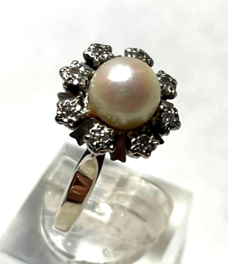 750 Gold 18 K Ring Weißgold Akoya Perle + 8 Brillanten klassisch Juwelier RG 540