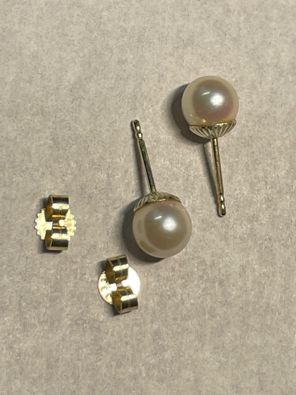 Paar 333 Gelbgold Ohrringe Akoya Perlen Ohrstecker Klassiker Ø 7 mm top gepflegt2